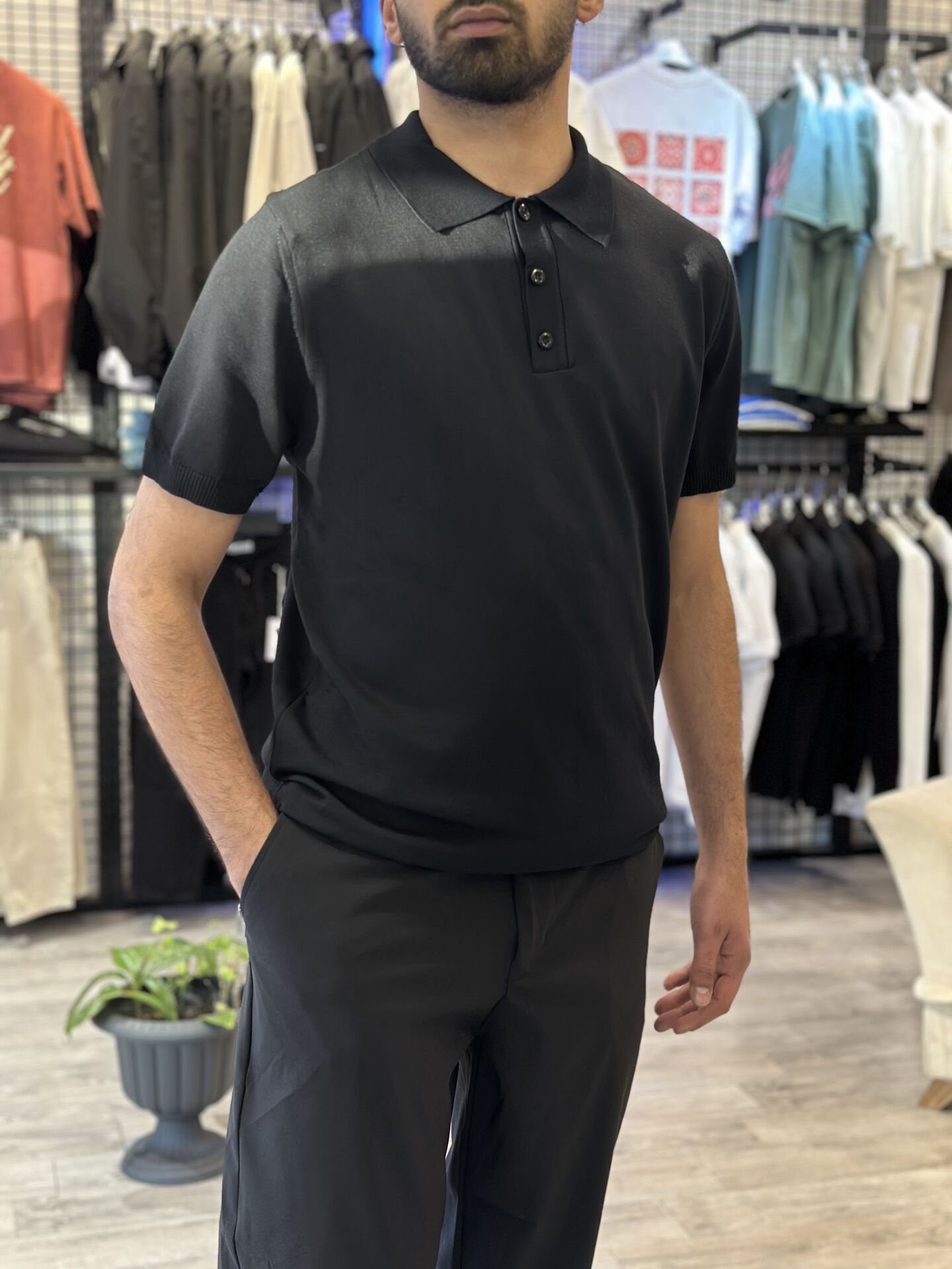Polo Yaka Siyah Triko
