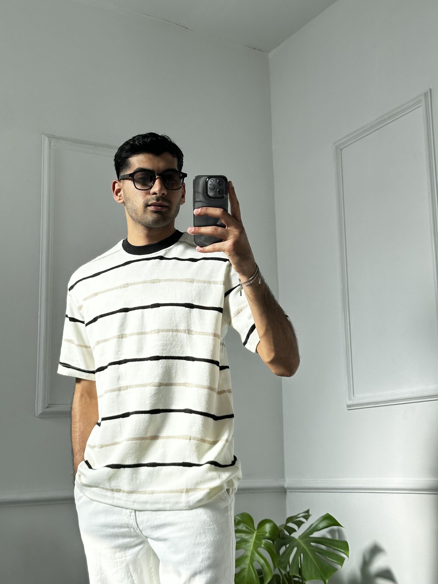 Yatay Bej Çizgili Penye Kumaş T-shirt